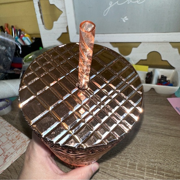 Starbucks Limited Edition Rose Gold Metallic Bling Plastic Cold Cup 24oz NWOT - Picture 4 of 9